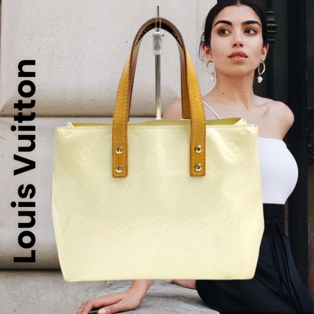 💯 LOUIS VUITTON LV ReadePM Cream Vernis Hand Bag
